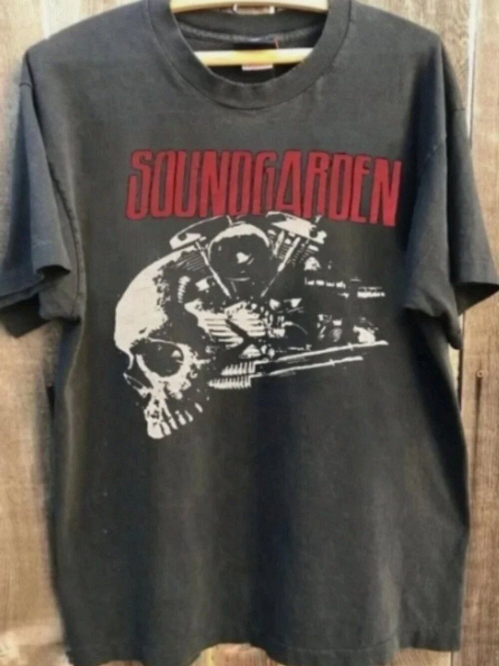 Vintage Soundgarden Skull Graphic Retro Grunge Band Y2K Rock Shirt